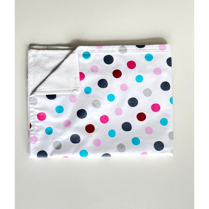 Mitrumnecaurlaidīgs autiņš -aplīši, 60x80cm, BBcollection, 008