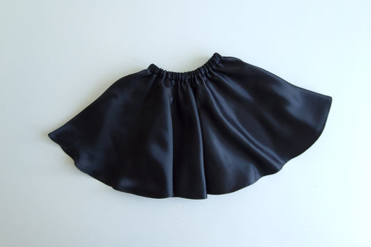 Melni saules griezuma svārki, BBcollection