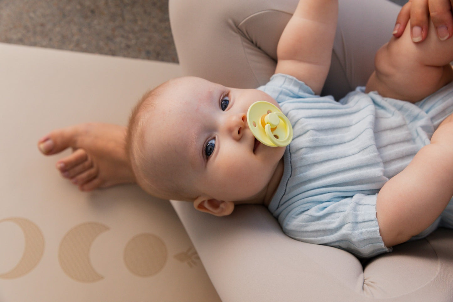 BIBS colour round knupīši, Luna / Deep Space