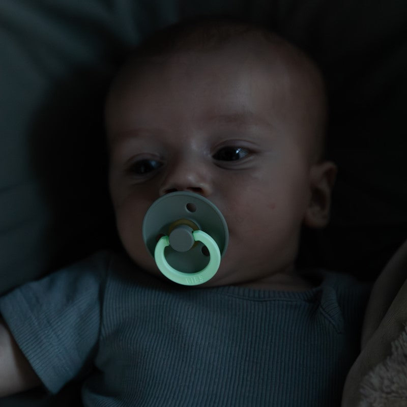 BIBS Color Round GLOW pacifiers