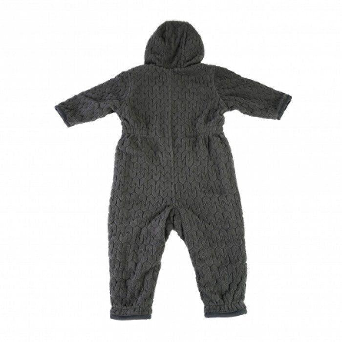 Lodger Skier Empire Fleece kombinezons, SK 626, redzama aizmugure, pieejams divos izmēros 3-6M un 6-12M.