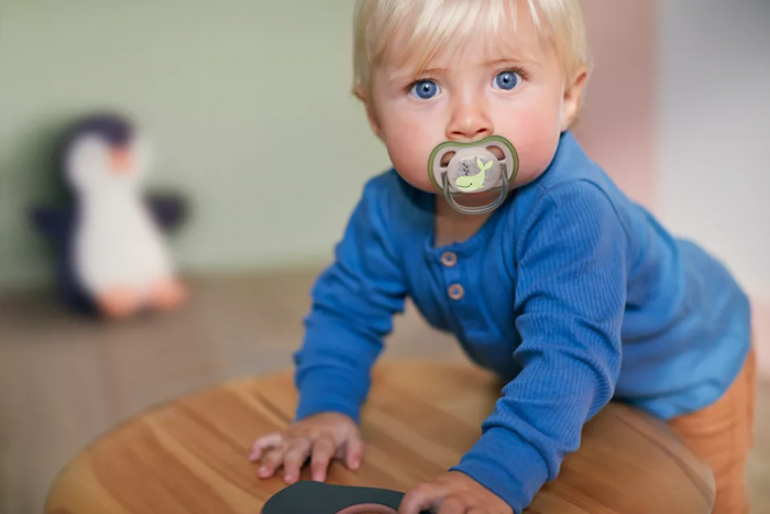 Ultra Air Deco Pacifier, 6-18M, Philips Avent, SCF086/05