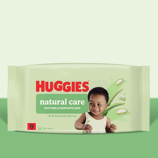 Huggies mitrās salvetes Natural Care. Iepakojumā 48 gab., redzams no priekšpuses.