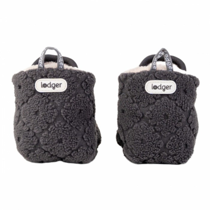 Lodger slipper fleece čībiņas redzamas no aizmugures