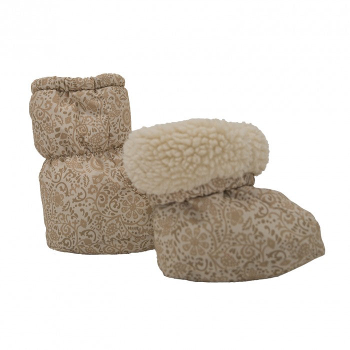 Lodger Socker Folklore Taslon bērnu zābaciņi redzami brūnā krāsā no sāna.