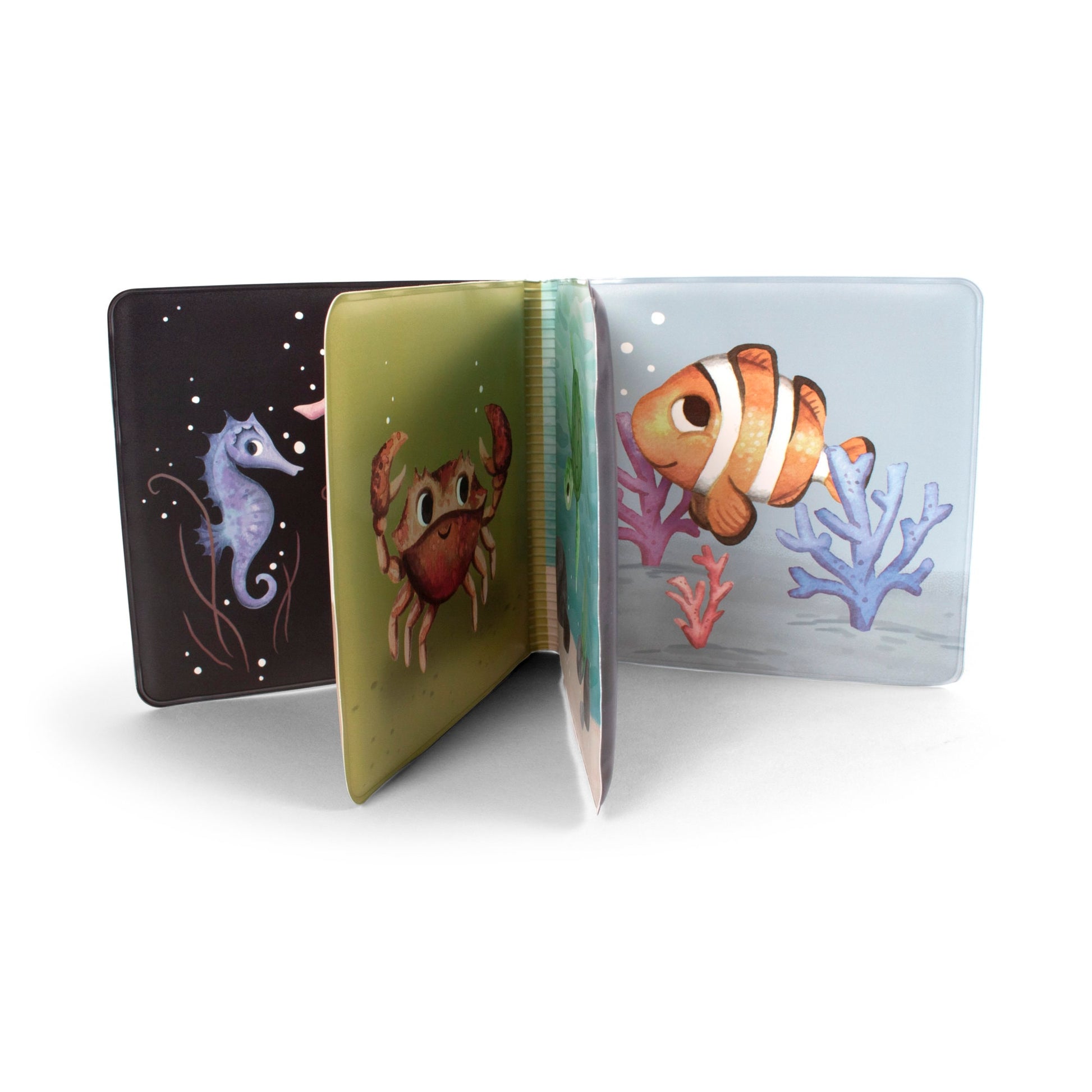 Pirmā grāmatiņa - redzams grāmatas atvērums