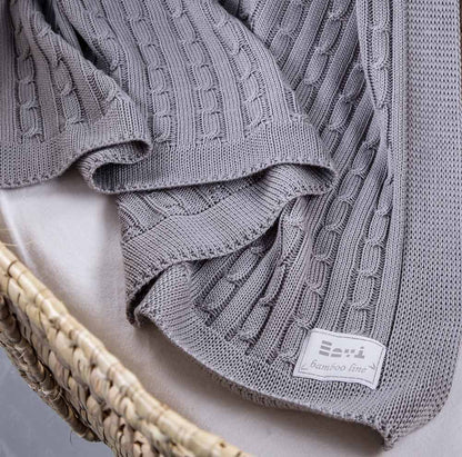 Adīta sedziņa, Eevi, 703675